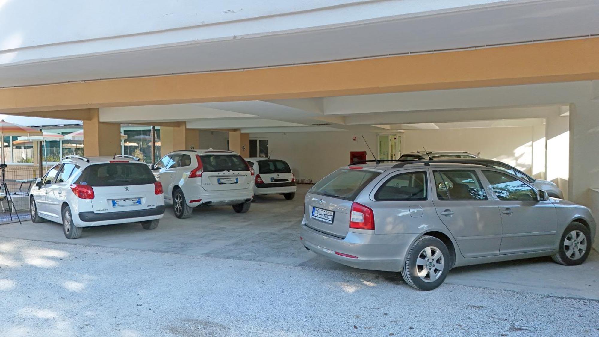 Hotel Paradiso Verde Marina Di Bibbona Exterior photo